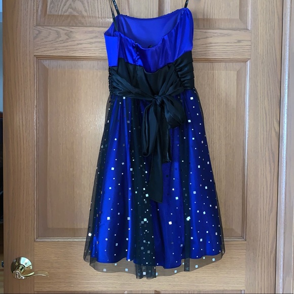 Royal Blue and Black Strapless Dress - Picture 3 of 4